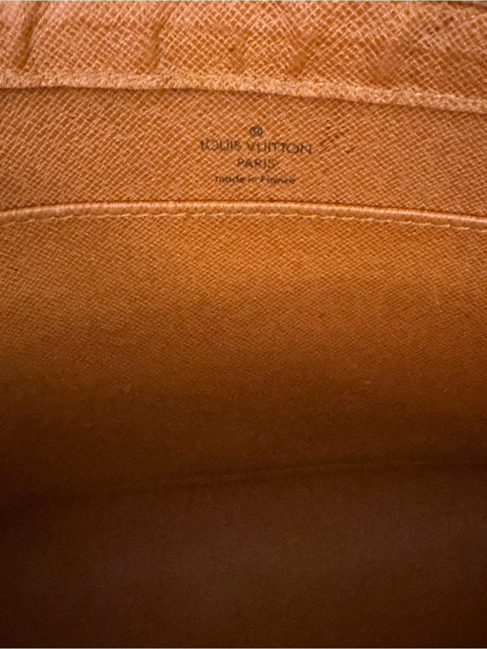 Louis Vuitton Monogram Pochette Accessoires Wristlet

Description: - Picture 9 of 11